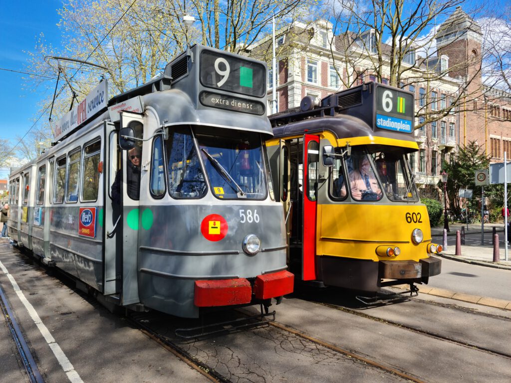 596+602