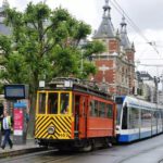 H47 sleept Combino op Leidseplein