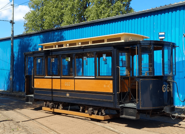 GVB 663 bij de voormalige museumtram remise