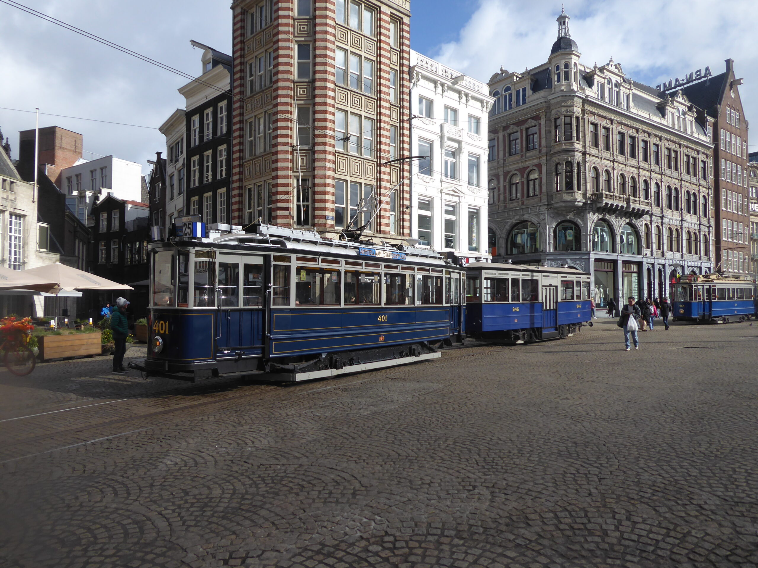 GVB 401 in de stad