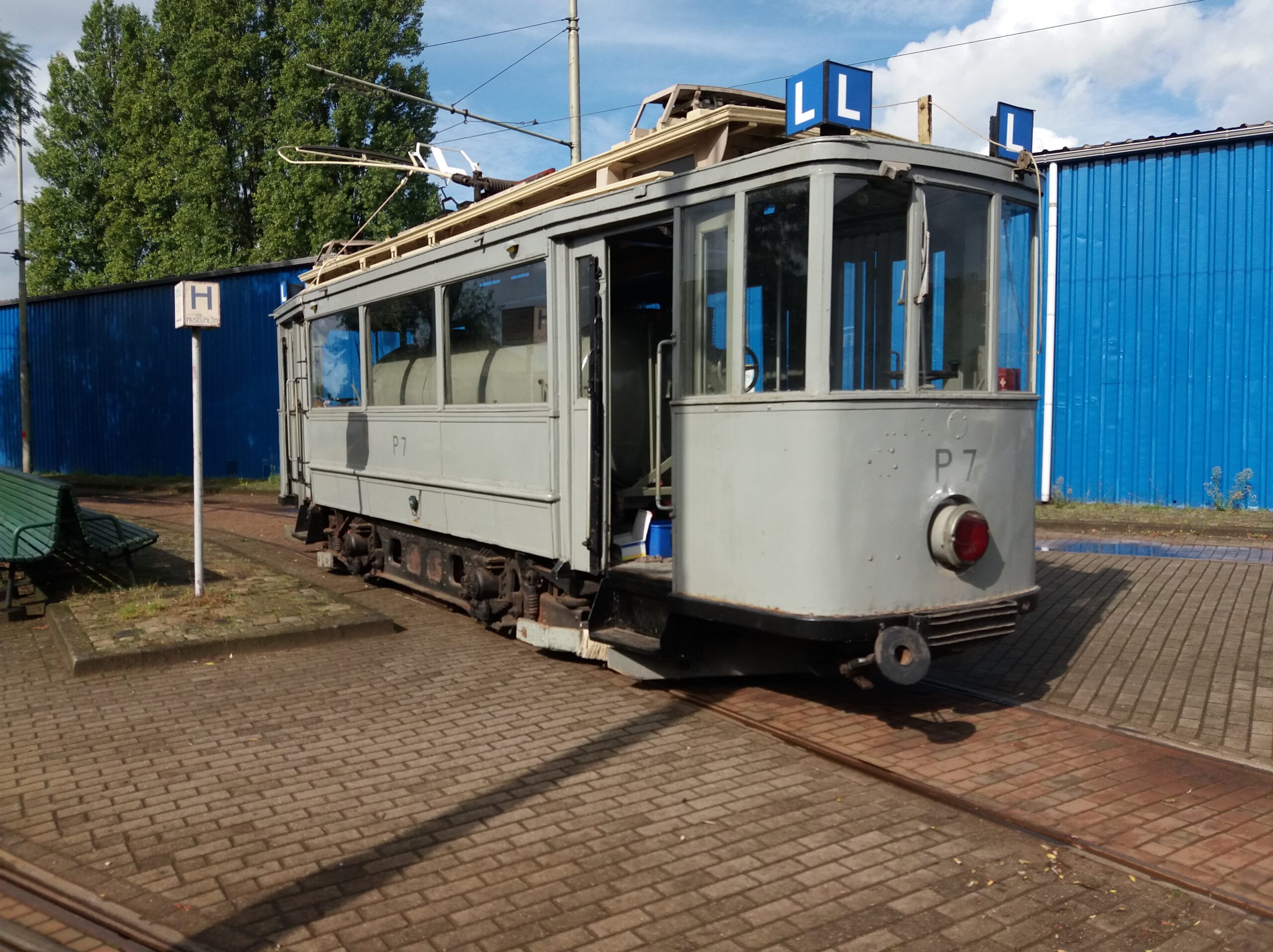 GVB P7 (voormalige pekeltram), nu instructietram