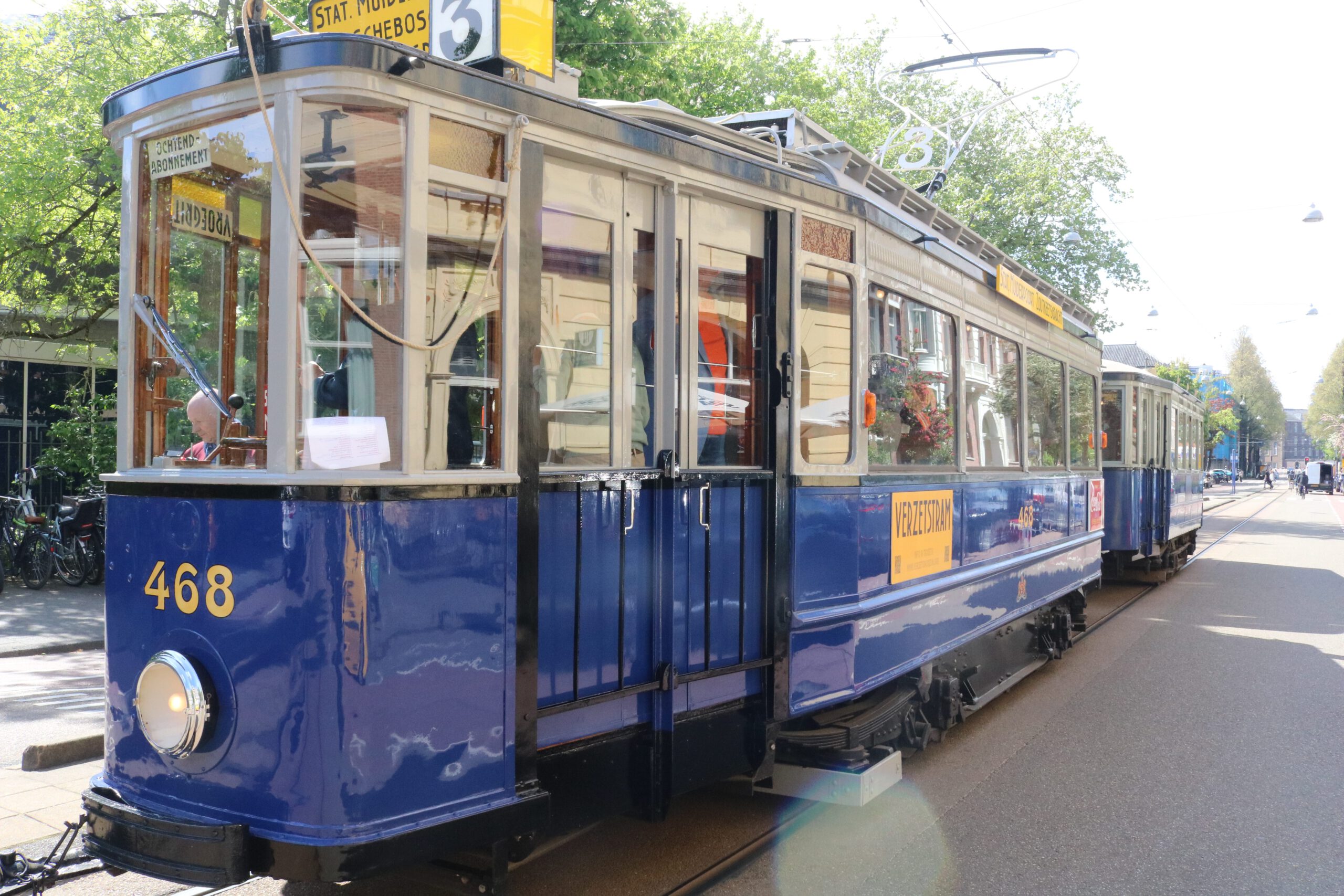 Historische Verzetstram in Amsterdam